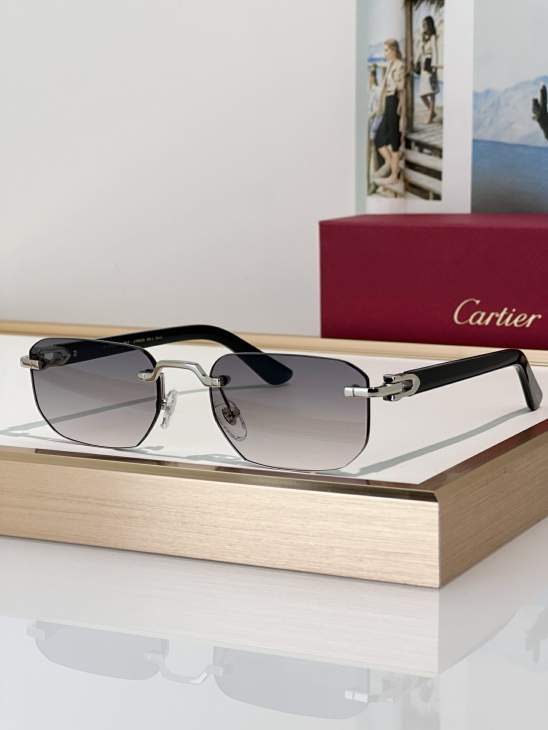 Picture of Cartier Sunglasses _SKUfw77796141fw